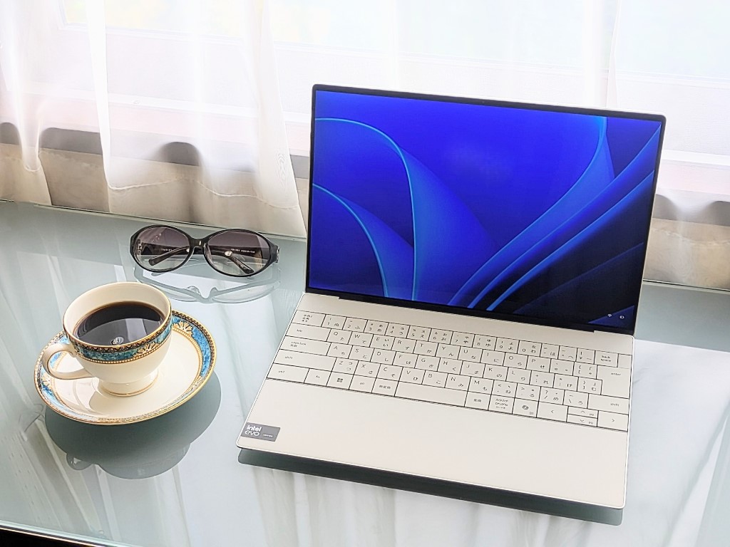 DELL XPS13 PC ノートパソコン