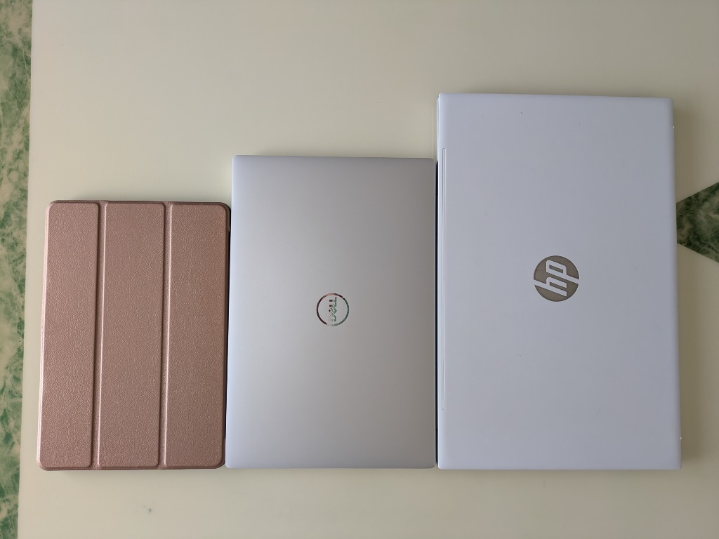 DELL XPS13 PC ノートパソコン